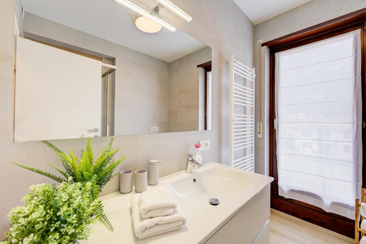 Balcone Sui Tigli Few Min From The Lake - Happy Rentals Riva del Garda Exterior photo